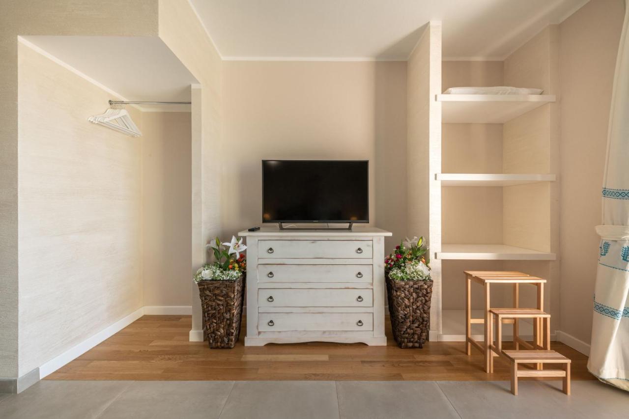 Villa Sa Rocca Junior & Suite Chia Dış mekan fotoğraf